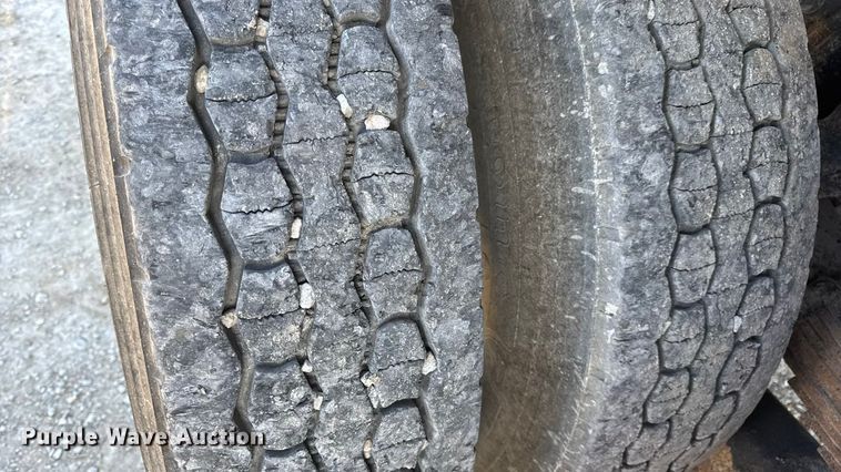 image for item DW6675 2009 International 7500 dump truck