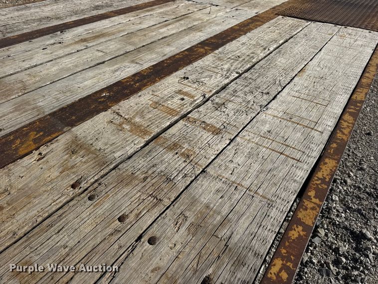 image for item DW6677 1998 Butler Trailer Mfg. B-3030-FD equipment trailer