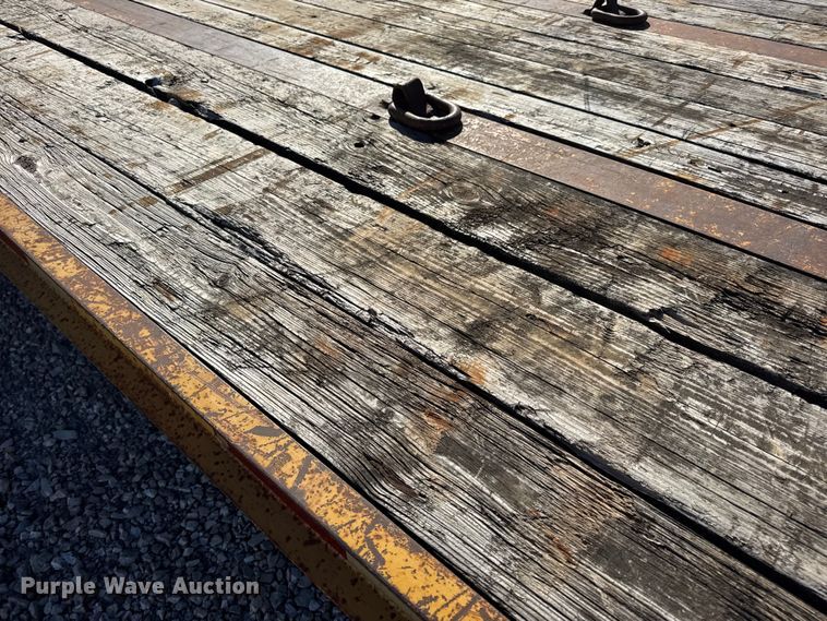 image for item DW6677 1998 Butler Trailer Mfg. B-3030-FD equipment trailer