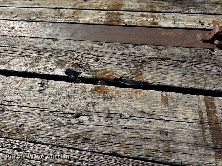 image for item DW6677 1998 Butler Trailer Mfg. B-3030-FD equipment trailer