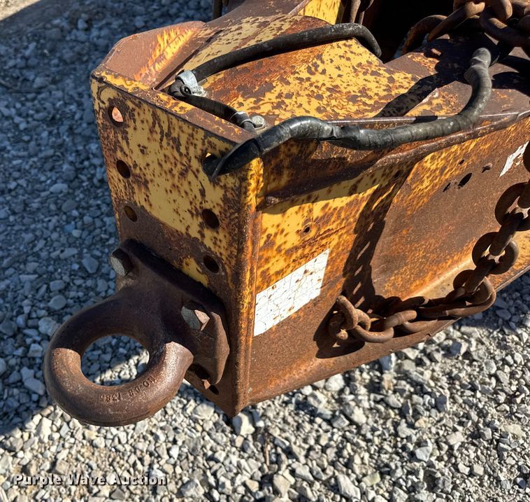 image for item DW6677 1998 Butler Trailer Mfg. B-3030-FD equipment trailer