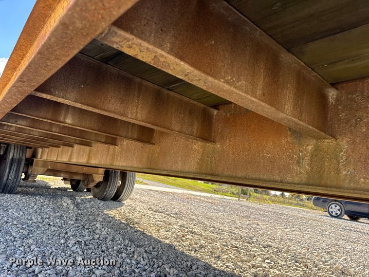 image for item DW6677 1998 Butler Trailer Mfg. B-3030-FD equipment trailer