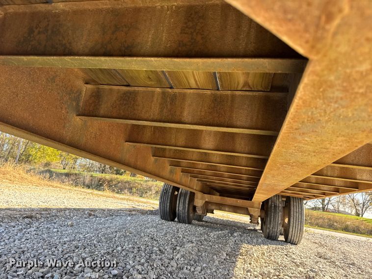 image for item DW6677 1998 Butler Trailer Mfg. B-3030-FD equipment trailer