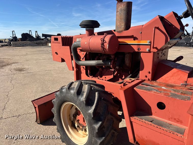 image for item DW6751 1999 Ditch Witch 8020T trencher