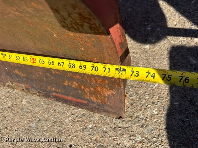 image for item DW6751 1999 Ditch Witch 8020T trencher