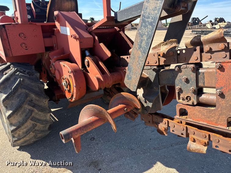 image for item DW6751 1999 Ditch Witch 8020T trencher