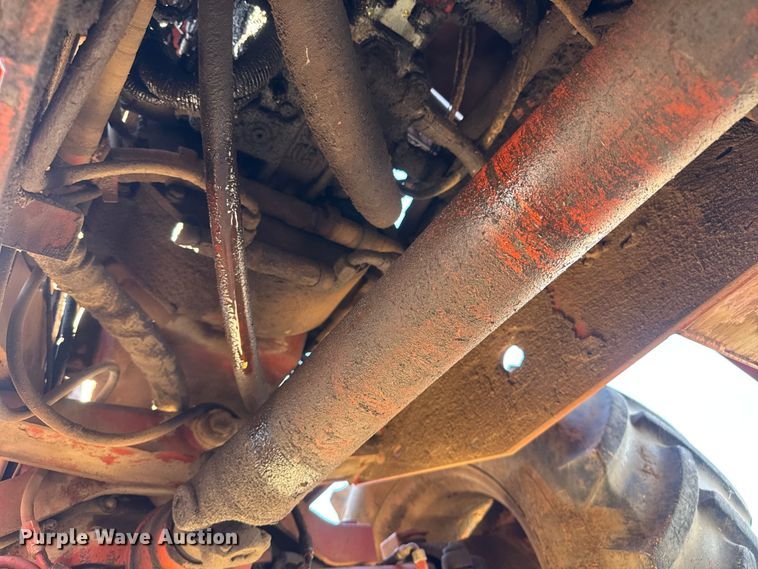 image for item DW6751 1999 Ditch Witch 8020T trencher