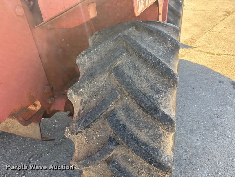 image for item DW6751 1999 Ditch Witch 8020T trencher