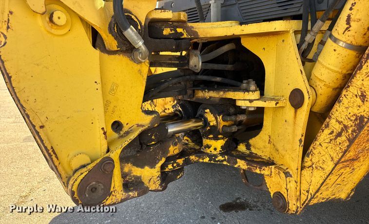 image for item DW6754 2004 New Holland LB90B backhoe