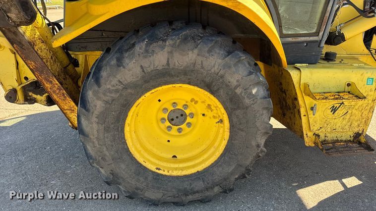 image for item DW6754 2004 New Holland LB90B backhoe