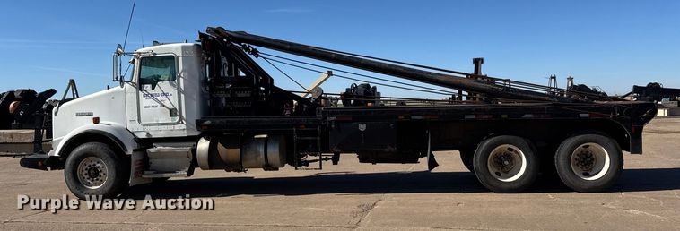 image for item DW6755 2001 Kenworth T800 winch truck