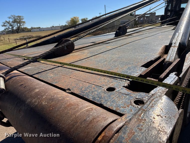 image for item DW6755 2001 Kenworth T800 winch truck