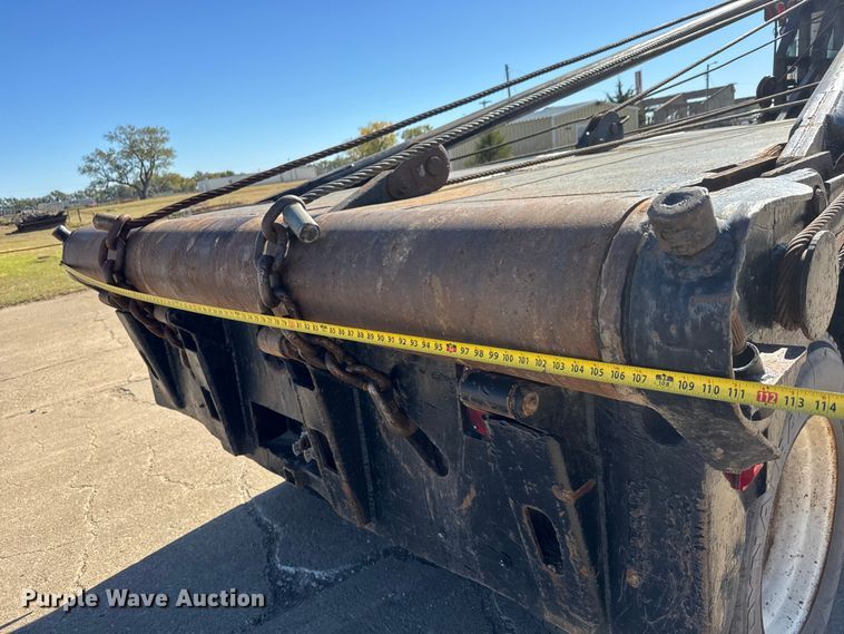 image for item DW6755 2001 Kenworth T800 winch truck