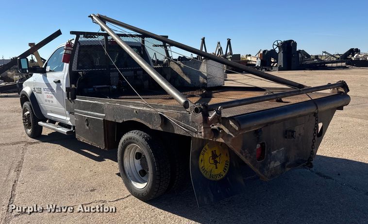 image for item DW6760 2018 RAM 5500HD winch truck