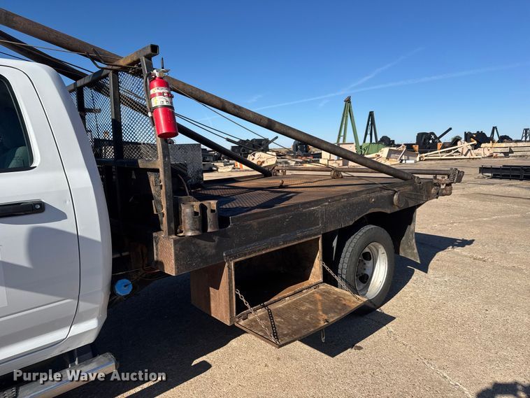 image for item DW6760 2018 RAM 5500HD winch truck