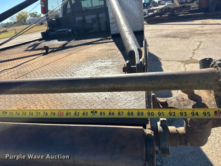 image for item DW6760 2018 RAM 5500HD winch truck