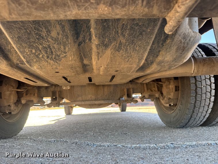 image for item DW6760 2018 RAM 5500HD winch truck