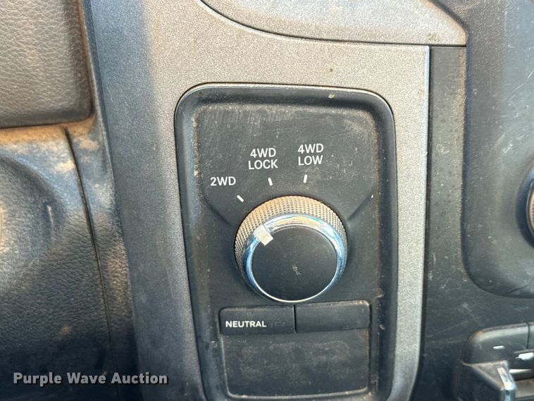 image for item DW6760 2018 RAM 5500HD winch truck