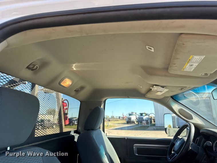 image for item DW6760 2018 RAM 5500HD winch truck