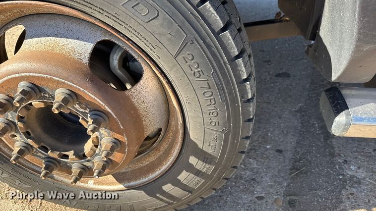 image for item DW6760 2018 RAM 5500HD winch truck