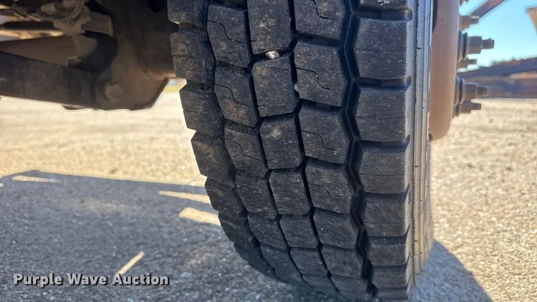 image for item DW6760 2018 RAM 5500HD winch truck