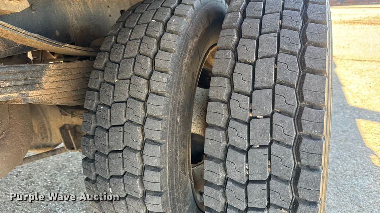 image for item DW6760 2018 RAM 5500HD winch truck