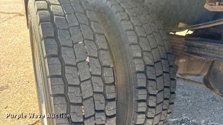 image for item DW6760 2018 RAM 5500HD winch truck