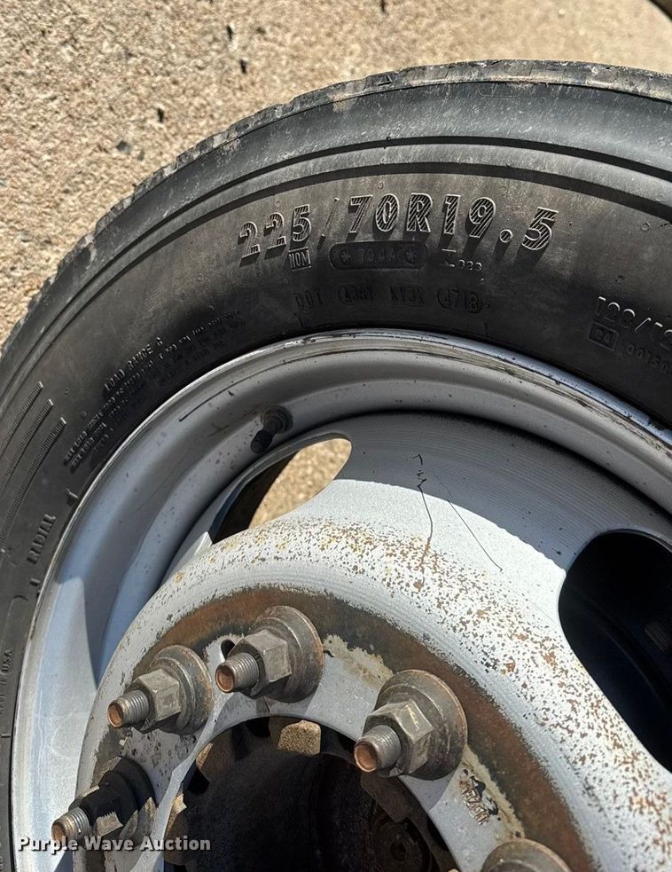 image for item DW6763 2012 Dodge Ram 5500HD winch truck