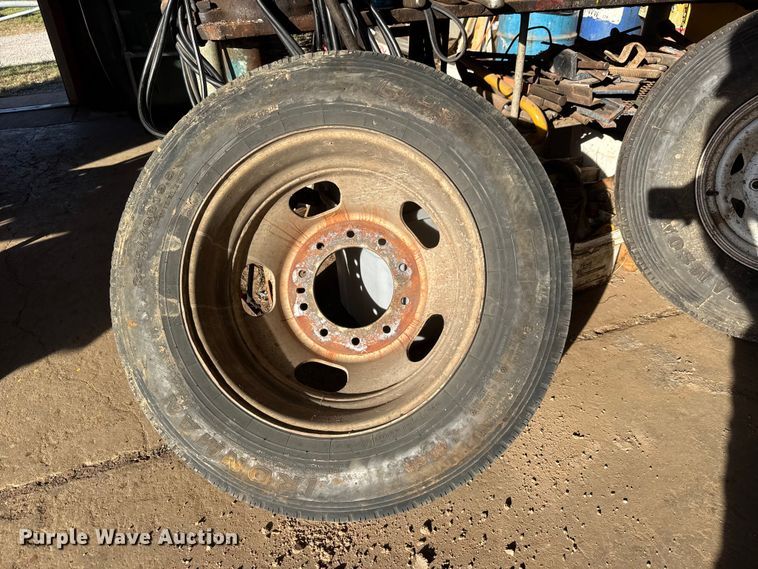 image for item DW6763 2012 Dodge Ram 5500HD winch truck