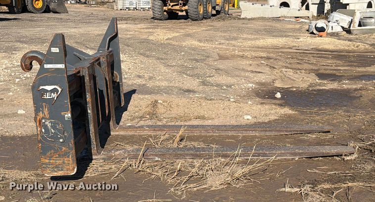 image for item DX5873 GEM 6V 724FORKS96 wheel loader forks