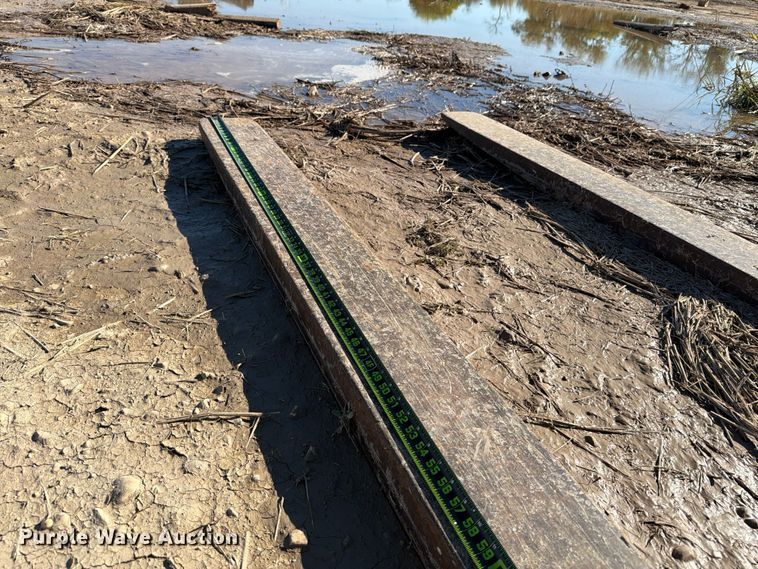 image for item DX5873 GEM 6V 724FORKS96 wheel loader forks