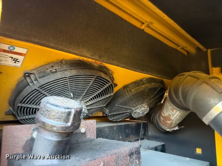 image for item DX5881 Doosan generator