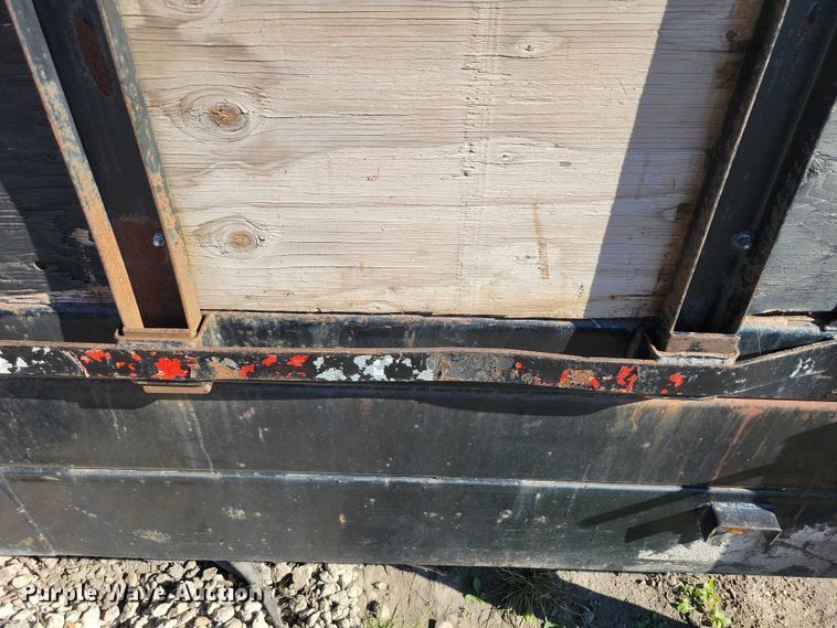 image for item DX6577 2017 Texas Pride DY72021KGN dump trailer