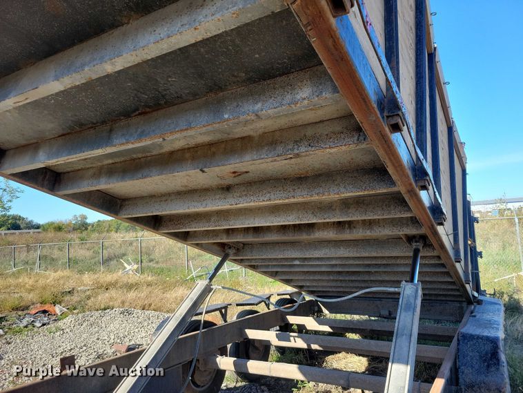 image for item DX6577 2017 Texas Pride DY72021KGN dump trailer