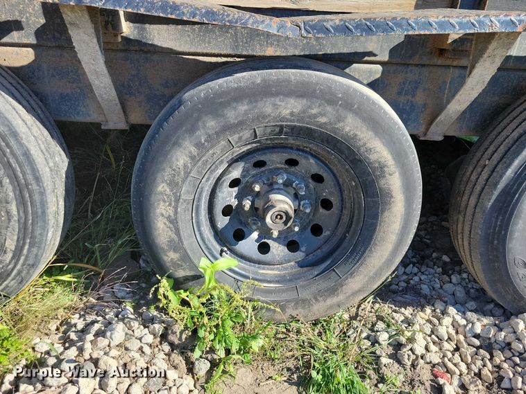 image for item DX6577 2017 Texas Pride DY72021KGN dump trailer