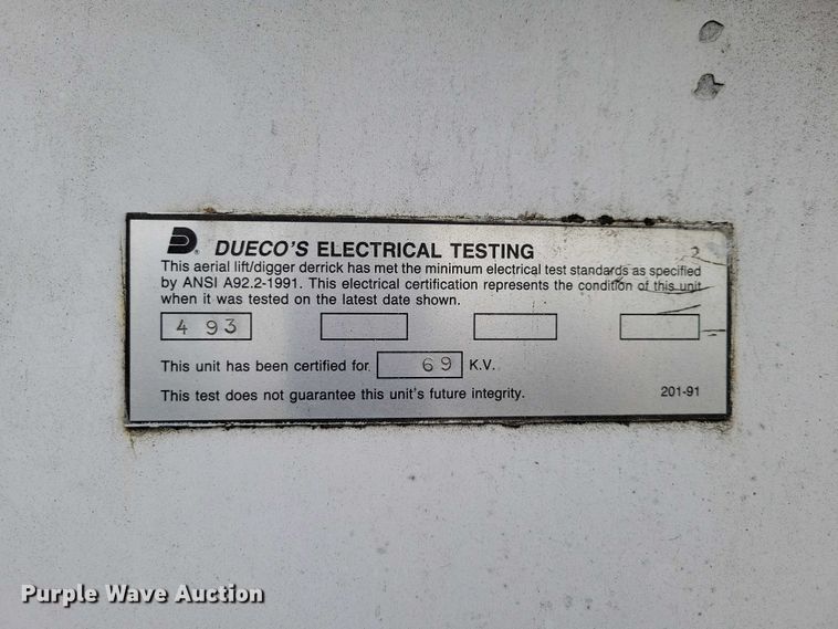 image for item DX6592 2000 Chevrolet  C7500 digger derrick truck