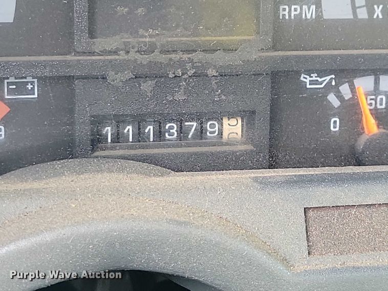 image for item DX6592 2000 Chevrolet  C7500 digger derrick truck