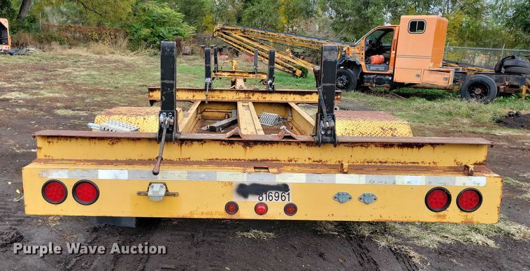 image for item DX6594 2004 Lane pole trailer