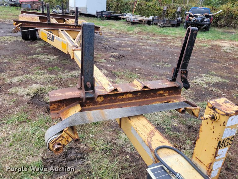 image for item DX6594 2004 Lane pole trailer