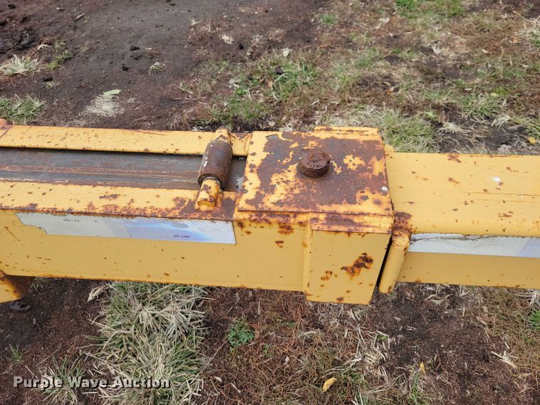 image for item DX6594 2004 Lane pole trailer