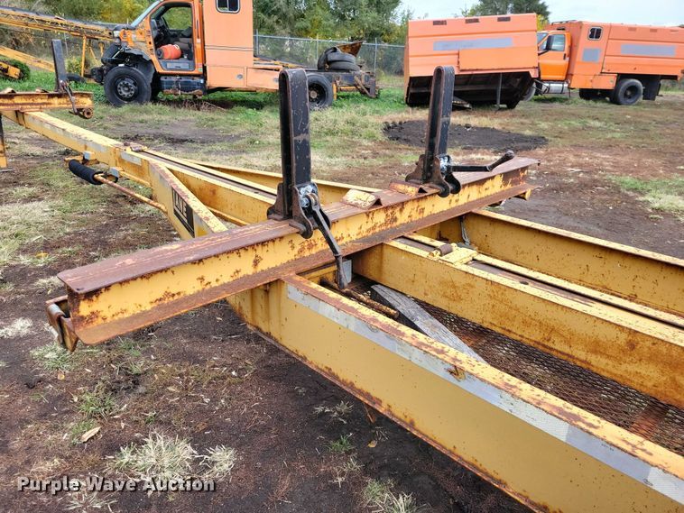 image for item DX6594 2004 Lane pole trailer