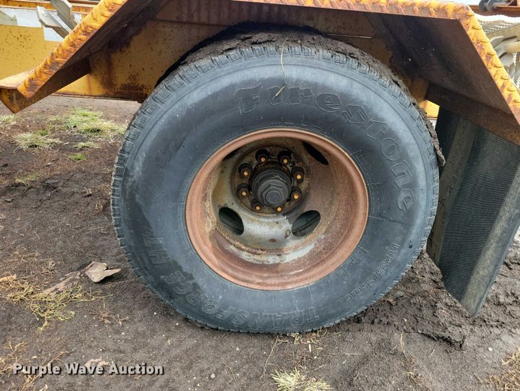 image for item DX6594 2004 Lane pole trailer