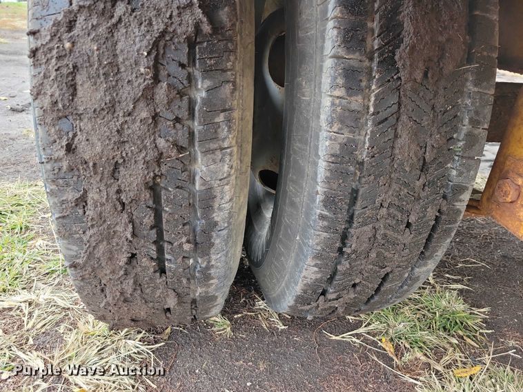 image for item DX6594 2004 Lane pole trailer