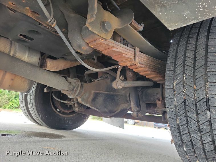 image for item DX6595 2011 Ford F350 Super Duty  bucket truck