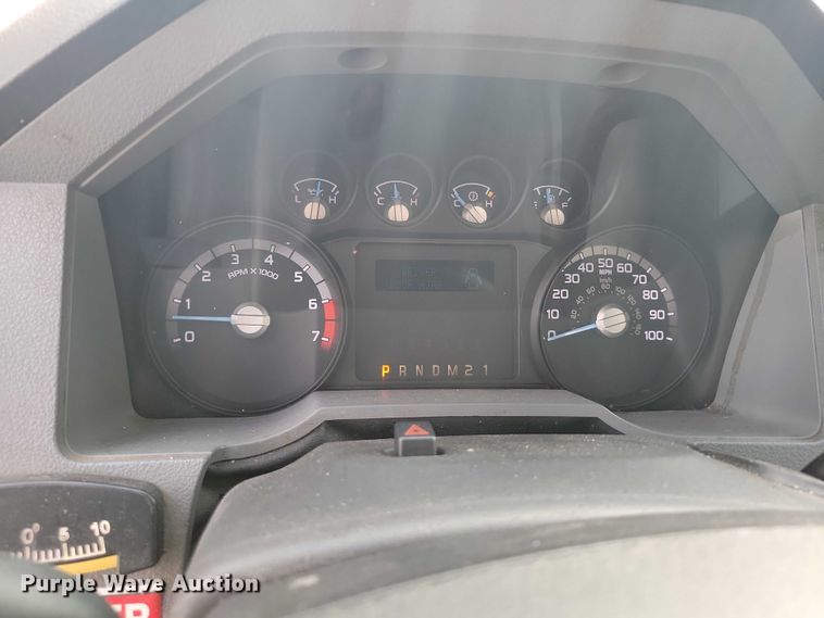 image for item DX6595 2011 Ford F350 Super Duty  bucket truck