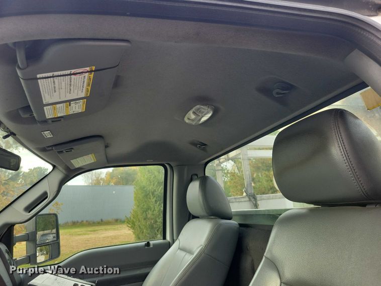 image for item DX6595 2011 Ford F350 Super Duty  bucket truck