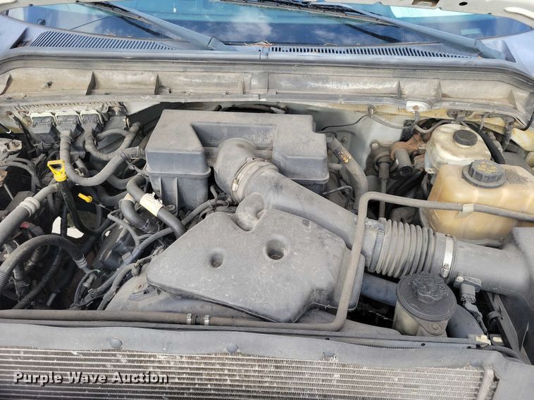 image for item DX6595 2011 Ford F350 Super Duty  bucket truck