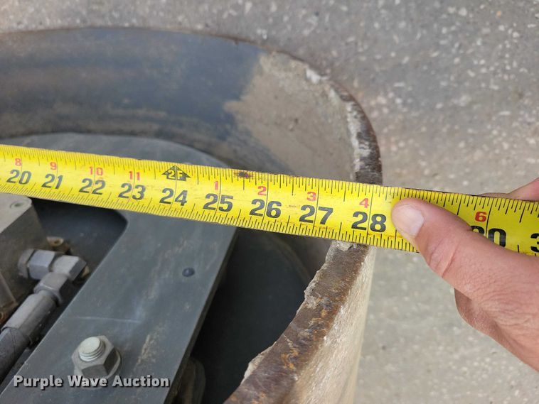 image for item DX6633 2017 Wacker Neuson RD 28 120 double drum vibratory roller