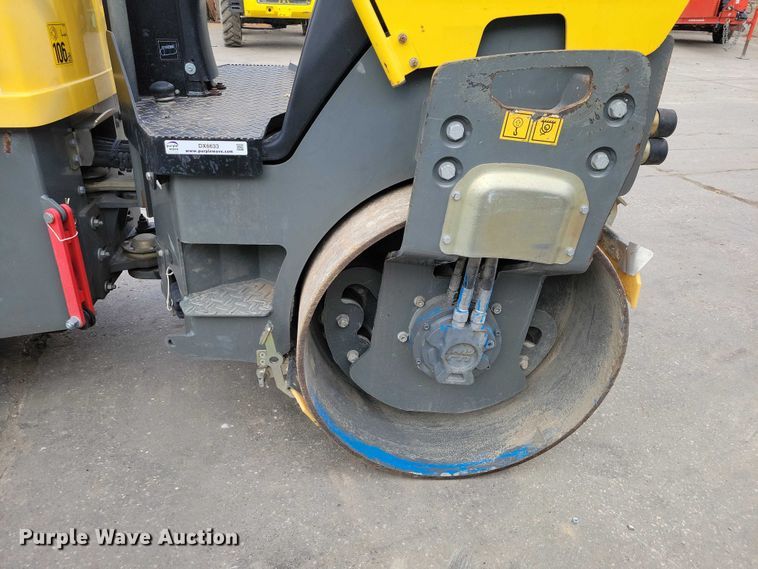 image for item DX6633 2017 Wacker Neuson RD 28 120 double drum vibratory roller