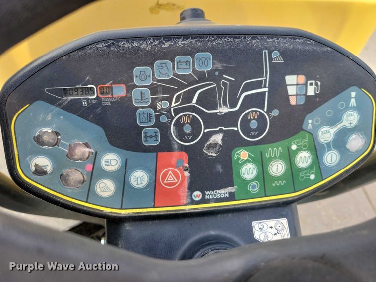 image for item DX6633 2017 Wacker Neuson RD 28 120 double drum vibratory roller